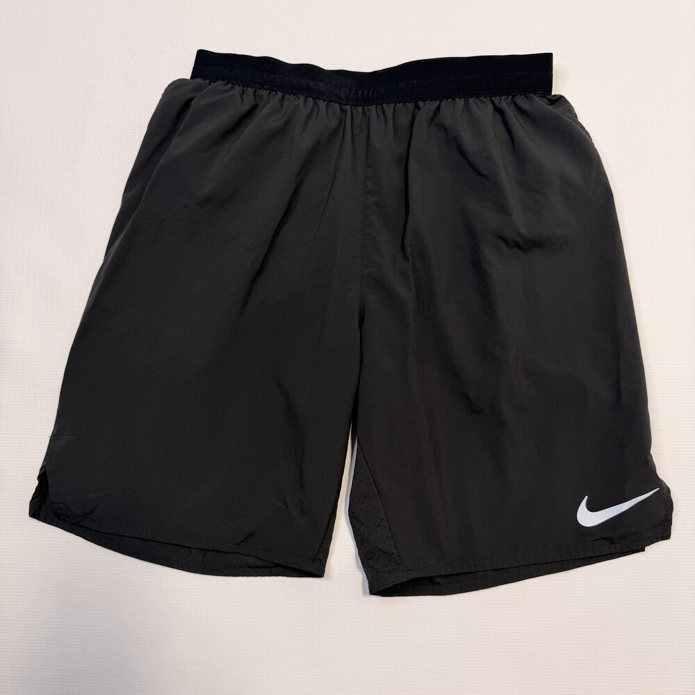 Nike Shorts Mens Medium Black Dri-FIT 9 Inch Lined Running Gym Athletic